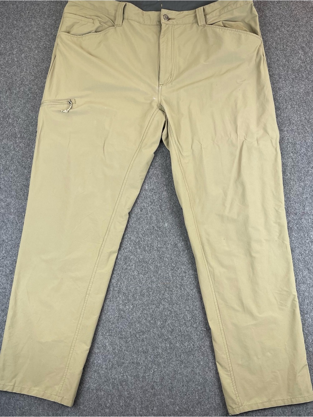 Patagonia Pants Men's 40x32 Quandary Hiking Khaki Lightweight Stretch Outdoor